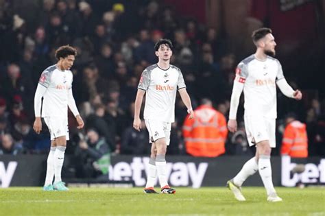 Swansea vs QPR prediction, odds & betting tips 01/04/2024.